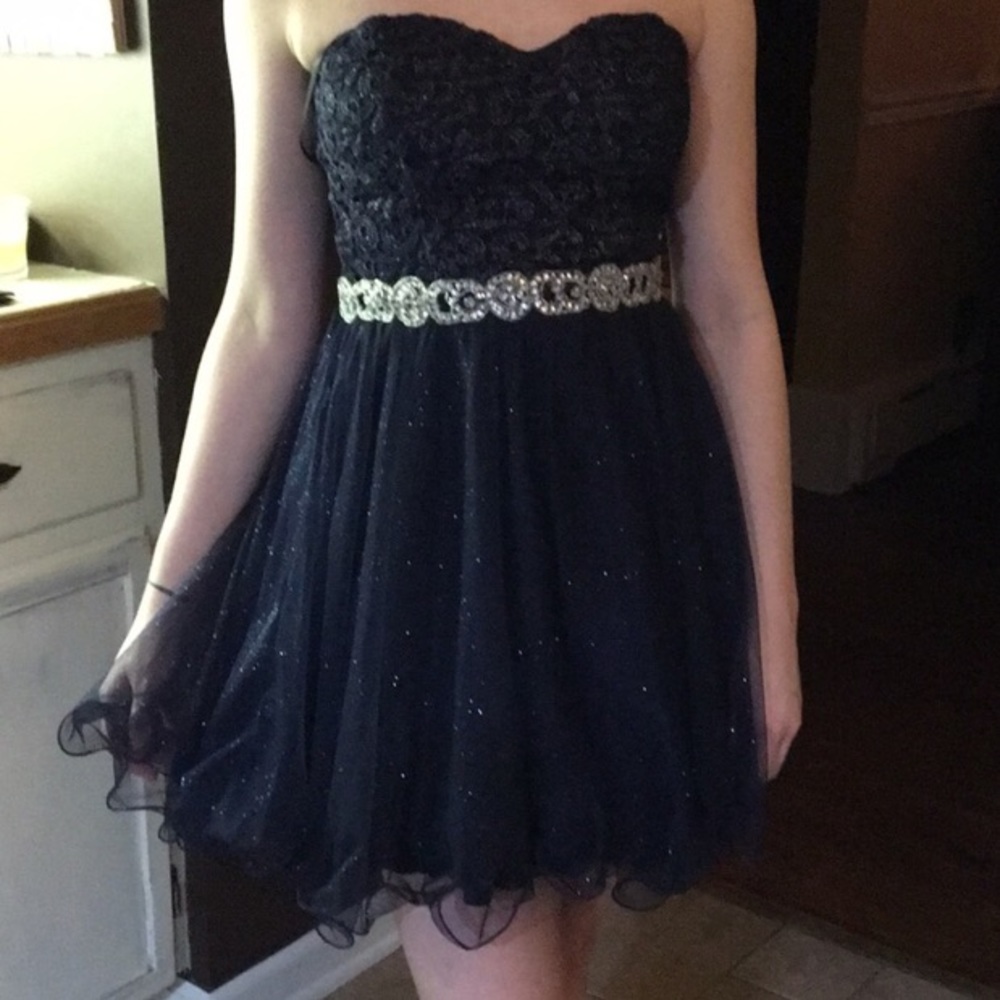 NEVER WORN! Glittery navy formal dress